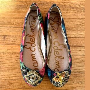 Sam Edelman Ferrera bird and geometric toes